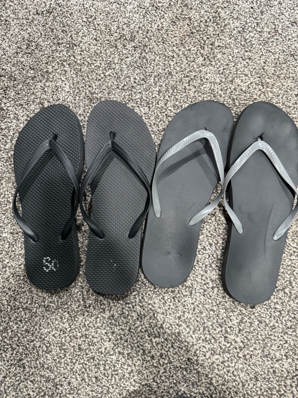 Black Flip Flop Pair - Classic Casual Sandals